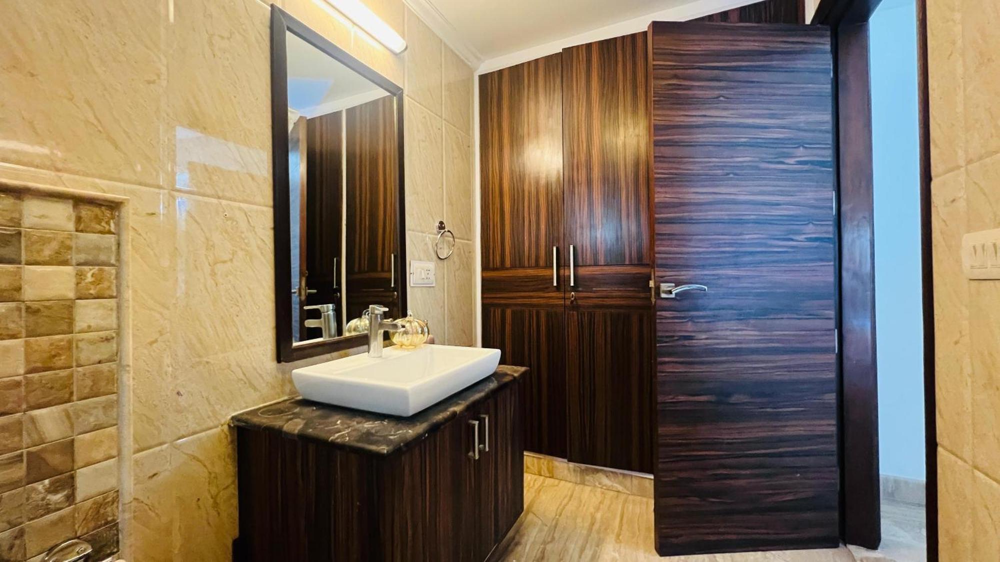 Olive Serviced Apartments - New Friends Colony Νέο Δελχί Εξωτερικό φωτογραφία